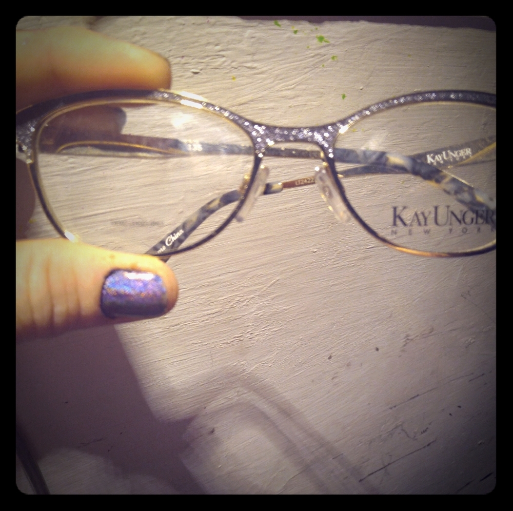Eyeglasses frames